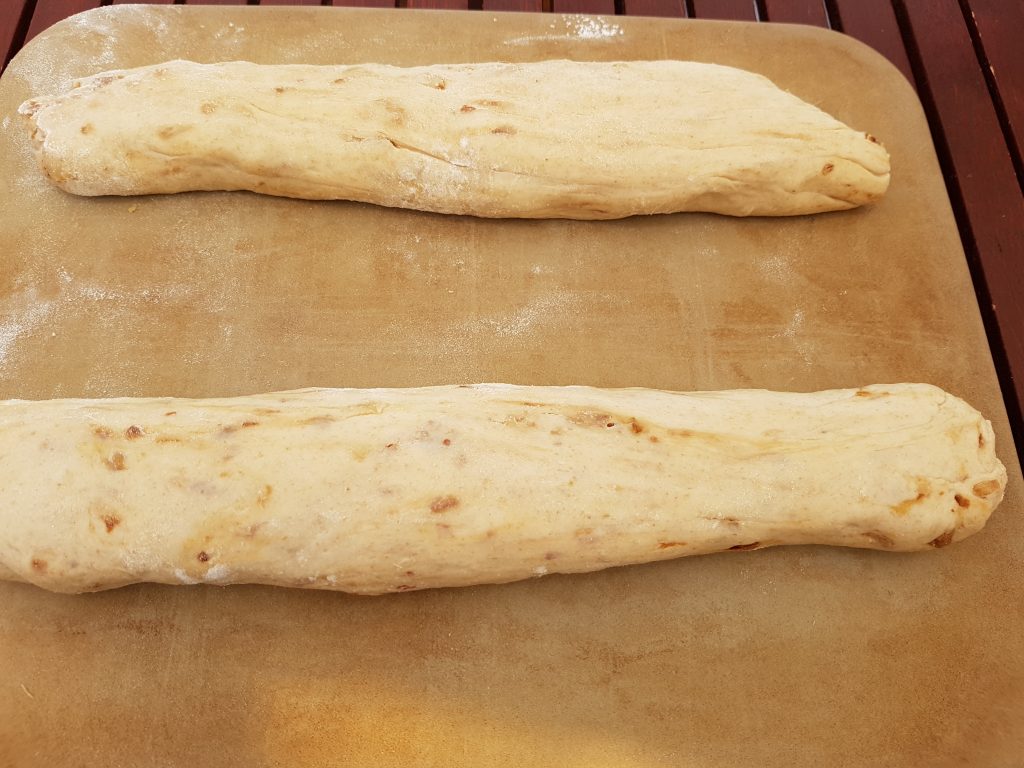 Zwiebelbrot_rolle.jpg | Die Kochseite